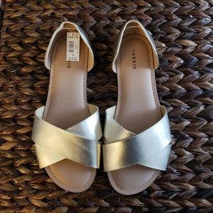 Torrid 10W Gold Sandals